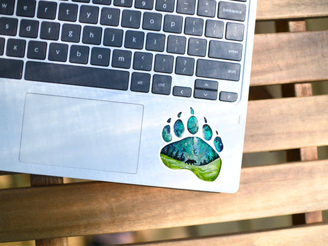 Grizzly Bear Paw Vinyl Nature Sticker